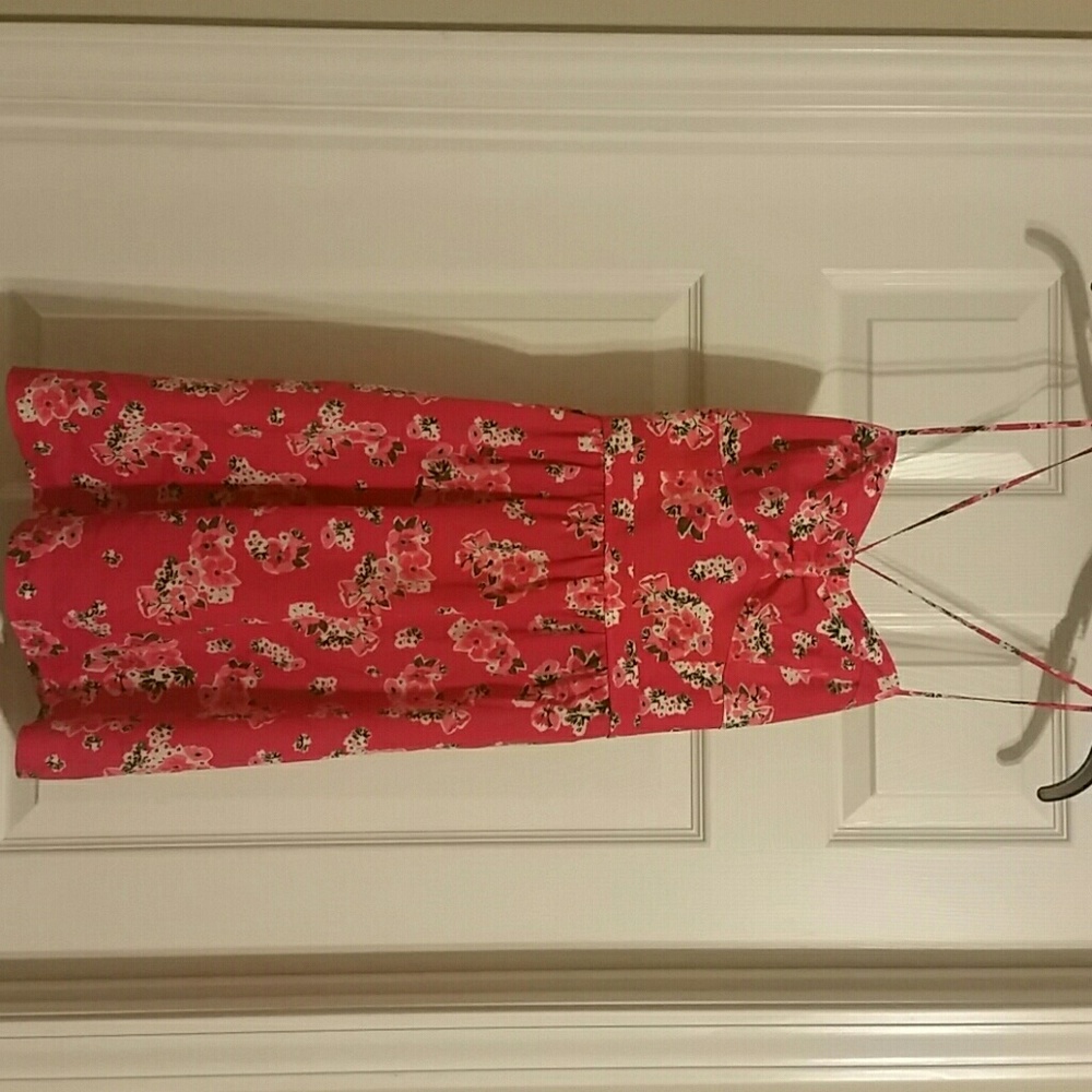 Pink, flowery spaghetti strap dress with pockets